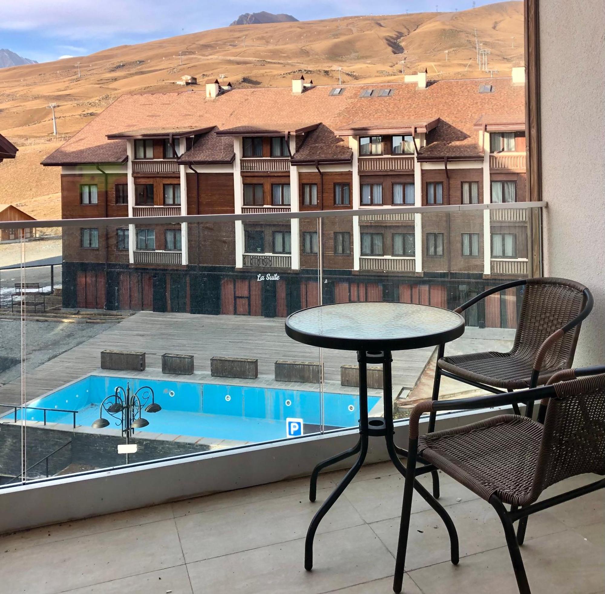 Apartment 3-room Nft New 404 *